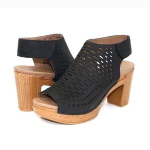 Dansko Danae block heel peep toe sandal 38